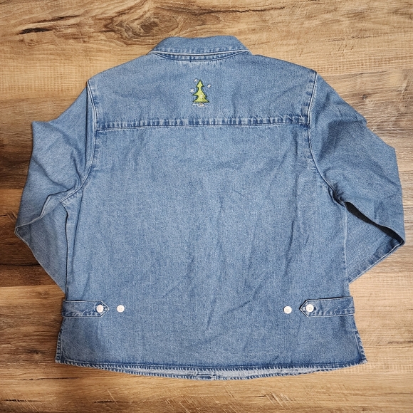 Christopher &Banks Embroidered Chambray Snowman Shirt  Size Petite Large - Picture 2 of 8